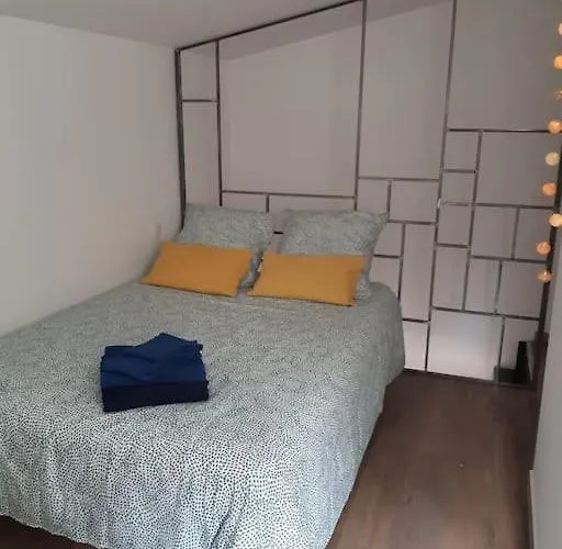 Duplex De 24m2 Classe 2 Etoiles A 2km D'aubenas Apartment
