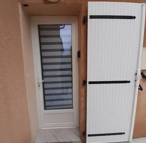 Duplex De 24m2 Classe 2 Etoiles A 2km D'aubenas