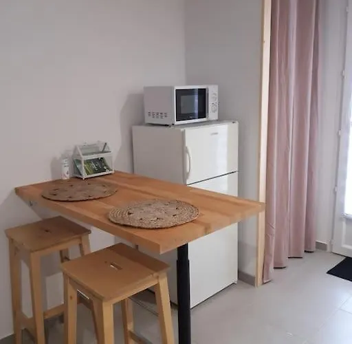 Duplex De 24m2 Classe 2 Etoiles A 2km D'aubenas Aubenas